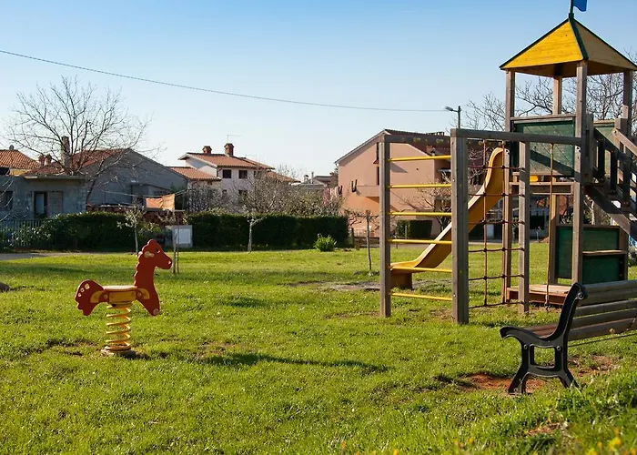 Rossini Exclusive Апартаменти *